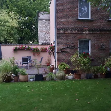 Lägenhet Charmantes Im Herzen Der Altstadt Am Gruenen Innenhof *
