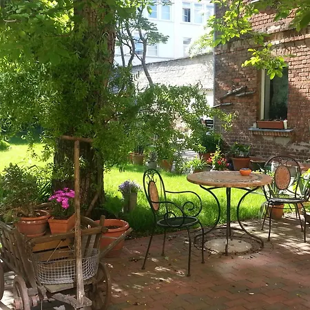 Charmantes Im Herzen Der Altstadt Am Gruenen Innenhof Lägenhet *
